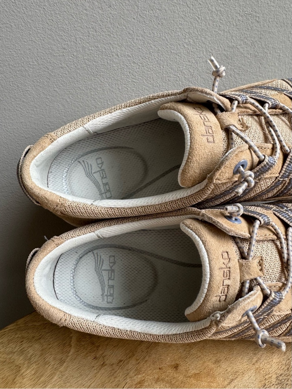 Dansko Harlyn Women's Suede Slip On Sneakers Size 39 (US 8.5-9) Walnut Sand - Picture 10 of 12
